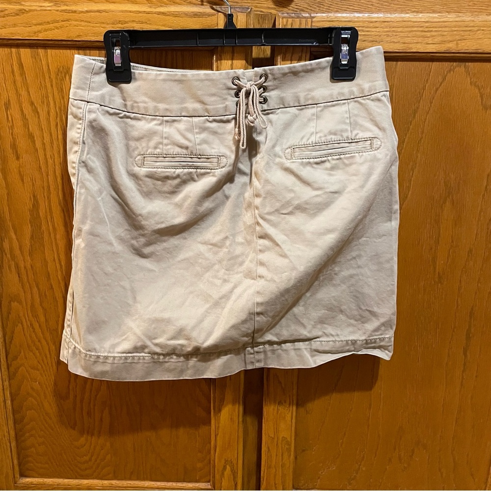 J Crew Classic Twill Khaki Anchor Button Lace Up Back-Preppy Chino - Picture 3 of 3